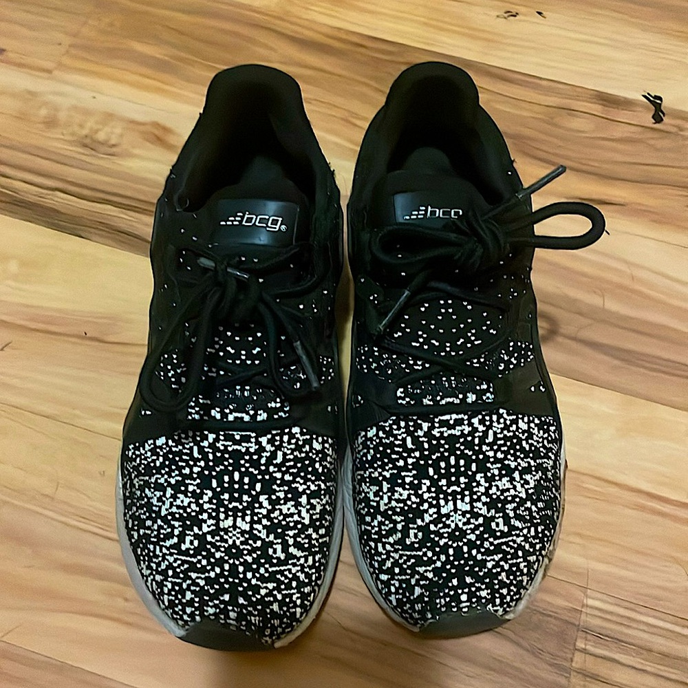 BCG black and white tennis shoes.